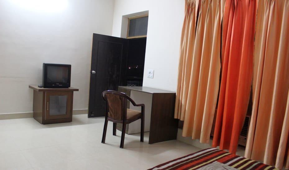Prasanna Inn Rishīkesh Екстериор снимка