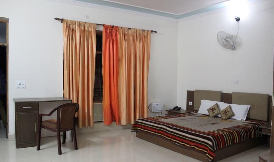 Prasanna Inn Rishīkesh Екстериор снимка